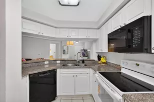 2727 Anzio Ct, Palm Beach Gardens, FL 33410 - Photo 11