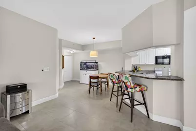 2727 Anzio Court #203, Palm Beach Gardens, FL 33410 - Photo 7