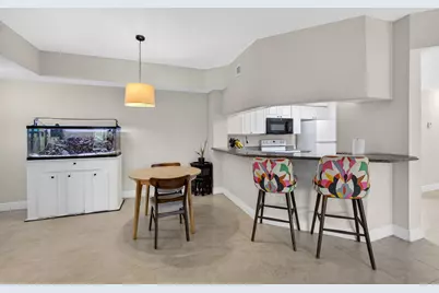 2727 Anzio Court #203, Palm Beach Gardens, FL 33410 - Photo 3