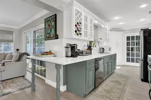 733 SE 10th Ave, Deerfield Beach, FL 33441 - Photo 13