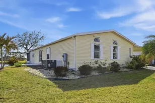 8125 Meadowlark Ln, Port Saint Lucie, FL 34952 - Photo 7