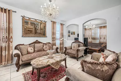 8741 NW 110th Avenue, Doral, FL 33178 - Photo 11