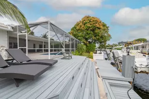 744 Peachtree Ln, Boca Raton, FL 33486 - Photo 9