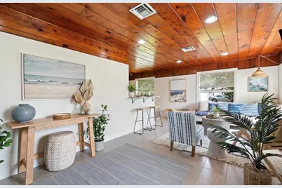 727 S Lake Drive, Lantana, FL 33462 - Photo 11