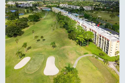 3755 Via Poinciana #106, Lake Worth, FL 33467 - Photo 31