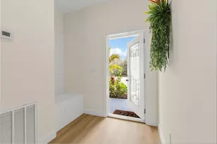 9225 103rd Ct, Vero Beach, FL 32967 - Photo 11