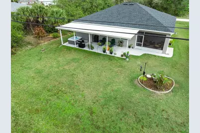 9225 103rd Court, Vero Beach, FL 32967 - Photo 3