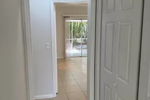 6575 NE 7th Ave, Boca Raton, FL 33487 - Photo 11