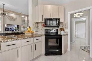 259 Brier Cir, Jupiter, FL 33458 - Photo 3