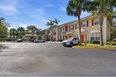 687 NW 42nd Avenue, Plantation, FL 33317 - Photo 5