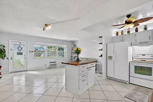 290 Oakridge Q, Deerfield Beach, FL 33442 - Photo 13