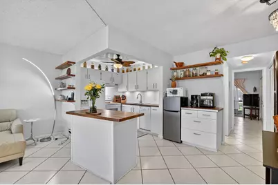 290 Oakridge Q #290, Deerfield Beach, FL 33442 - Photo 1