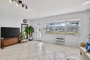 290 Oakridge Q, Deerfield Beach, FL 33442 - Photo 7