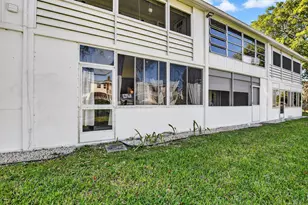 290 Oakridge Q, Deerfield Beach, FL 33442 - Photo 25