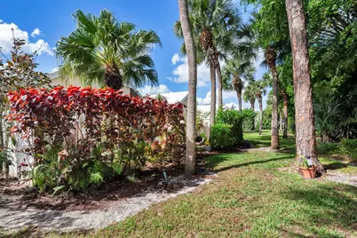 9213 Heathridge Drive, West Palm Beach, FL 33411 - Photo 27