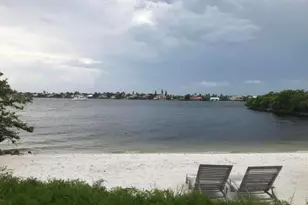 1000 Scotia Dr, Hypoluxo, FL 33462 - Photo 13