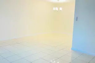 102 Shoreview Dr, Greenacres, FL 33463 - Photo 7