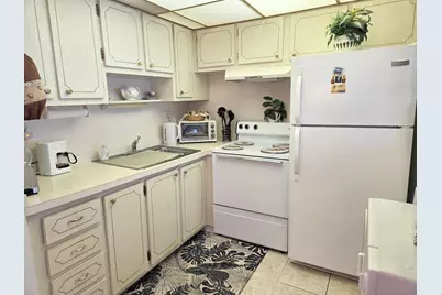 2180 Lake Osborne Drive #7, Lake Worth Beach, FL 33461 - Photo 11