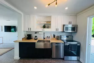 2711 NE 11th Terrace, Pompano Beach, FL 33064 - Photo 3