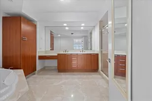 2650 Lake Shore Dr, Riviera Beach, FL 33404 - Photo 11