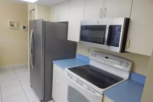 6229 Lakemont Cir, Greenacres, FL 33463 - Photo 9