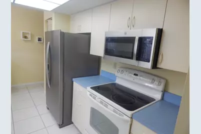 6229 Lakemont Circle, Greenacres, FL 33463 - Photo 7