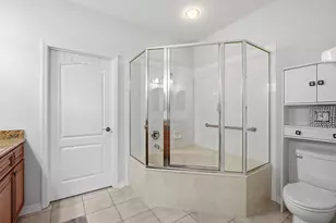 1632 SW Harbour Isles Cir, Port Saint Lucie, FL 34986 - Photo 17