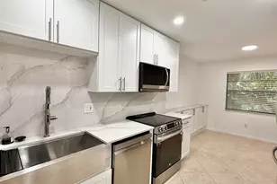 22 Westgate Ln, Boynton Beach, FL 33436 - Photo 5