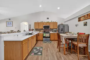 1589 SW Fortune Rd, Port Saint Lucie, FL 34953 - Photo 9