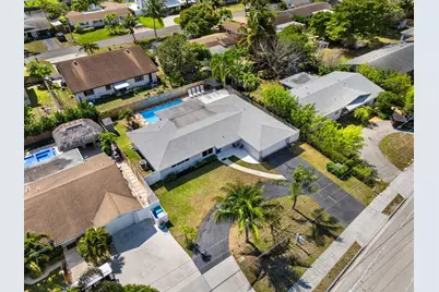 1042 SW 23rd Avenue, Boynton Beach, FL 33426 - Photo 53