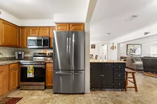 1042 SW 23rd Ave, Boynton Beach, FL 33426 - Photo 3