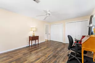 1042 SW 23rd Ave, Boynton Beach, FL 33426 - Photo 33