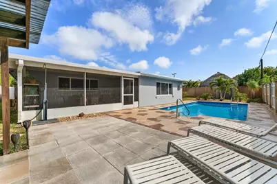 1042 SW 23rd Avenue, Boynton Beach, FL 33426 - Photo 41