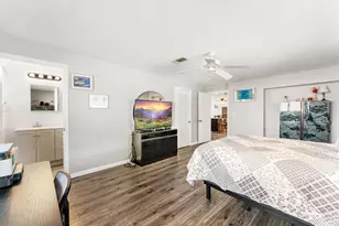 1042 SW 23rd Ave, Boynton Beach, FL 33426 - Photo 33