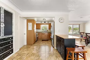 1042 SW 23rd Ave, Boynton Beach, FL 33426 - Photo 15