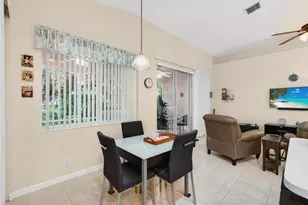 9503 Sandpiper Ln, Royal Palm Beach, FL 33411 - Photo 19
