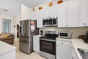 9503 Sandpiper Ln, Royal Palm Beach, FL 33411 - Photo 17