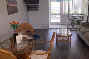 2845 Crosley Dr E, West Palm Beach, FL 33415 - Photo 5