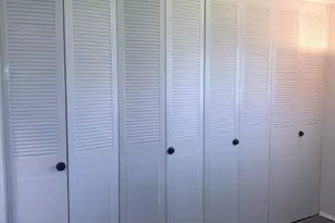 2845 Crosley Dr W, West Palm Beach, FL 33415 - Photo 11