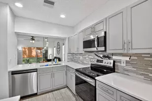 5015 Palmbrooke Cir, West Palm Beach, FL 33417 - Photo 11