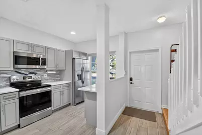 5015 Palmbrooke Circle, West Palm Beach, FL 33417 - Photo 7