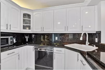 3000 S Ocean Boulevard #1004, Boca Raton, FL 33432 - Photo 13