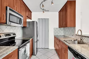 815 W Boynton Beach Blvd, Boynton Beach, FL 33426 - Photo 17