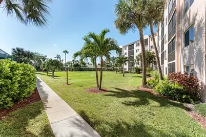 275 Palm Avenue #A201, Jupiter, FL 33477 - Photo 35