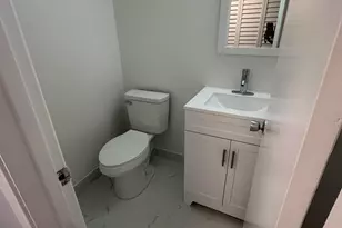 21 Salisbury A, West Palm Beach, FL 33417 - Photo 9