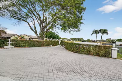 8706 Kimble Way, Boca Raton, FL 33433 - Photo 5