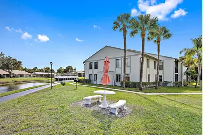 1009 Green Pine Boulevard #H3, West Palm Beach, FL 33409 - Photo 29