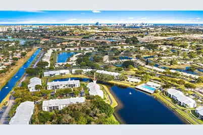 1009 Green Pine Boulevard #H3, West Palm Beach, FL 33409 - Photo 25