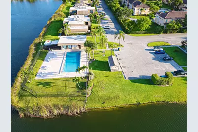 4702 Waterview Circle, Palm Springs, FL 33461 - Photo 33