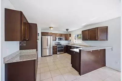 402 SW Eastport Circle, Port Saint Lucie, FL 34953 - Photo 5